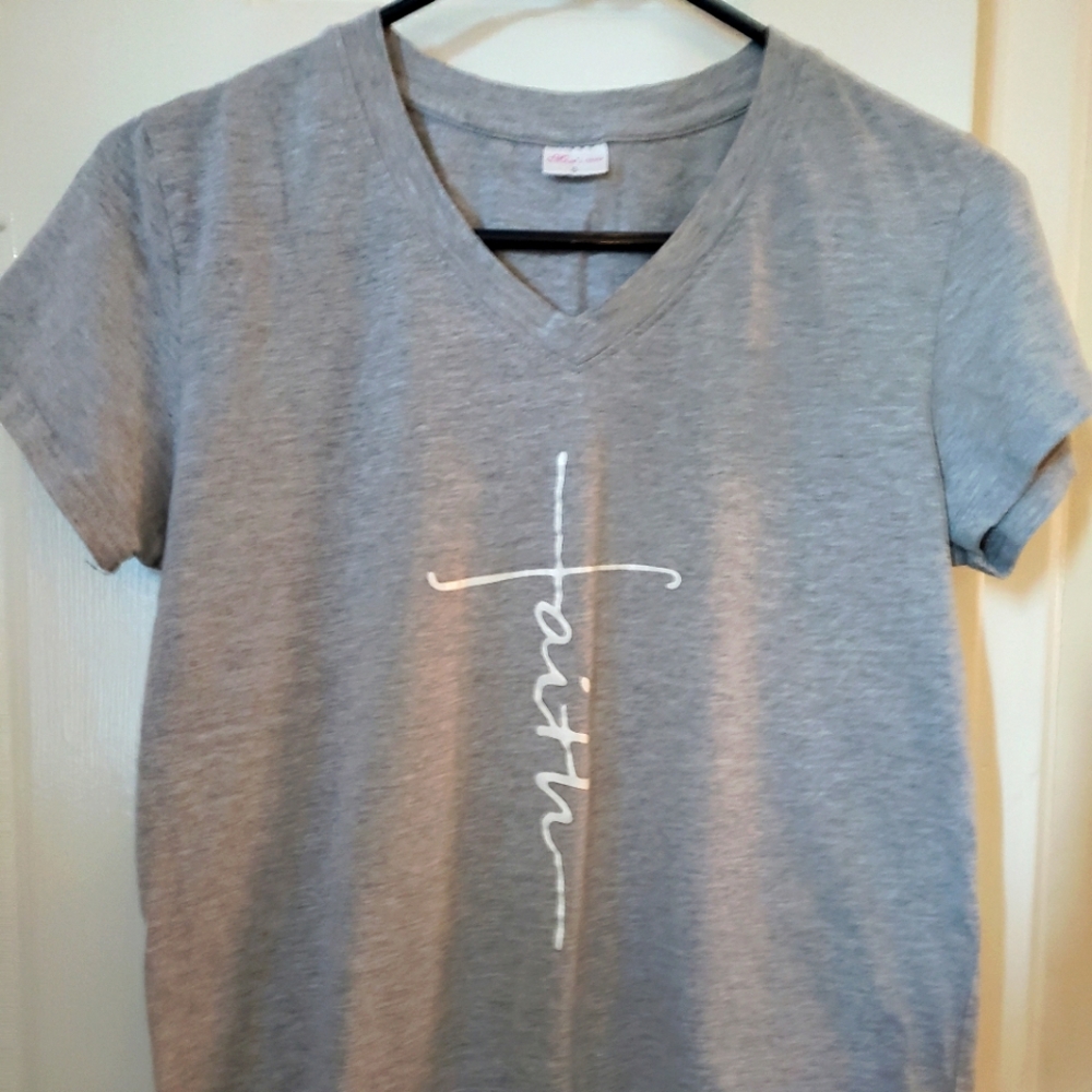 Faith tshirt